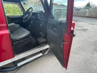 LAND ROVER DEFENDER 90