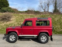 LAND ROVER DEFENDER 90
