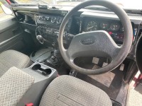 LAND ROVER DEFENDER 90