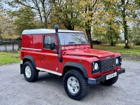 LAND ROVER DEFENDER 90