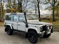 LAND ROVER DEFENDER 110