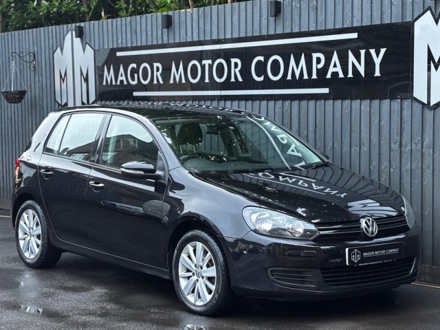 VOLKSWAGEN GOLF 1.6 TDI Match DSG Euro 5 5dr
