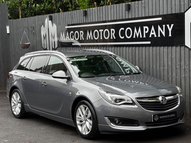 VAUXHALL INSIGNIA 2.0 CDTi SRi Nav Sports Tourer Auto Euro 6 5dr