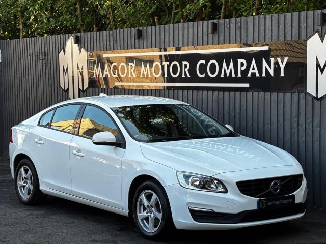 VOLVO S60 2.0 D2 Business Edition Euro 6 (s/s) 4dr