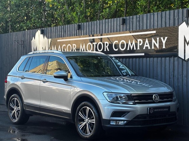 VOLKSWAGEN TIGUAN 2.0 TDI BlueMotion Tech SE Navigation 4Motion Euro 6 (s/s) 5dr