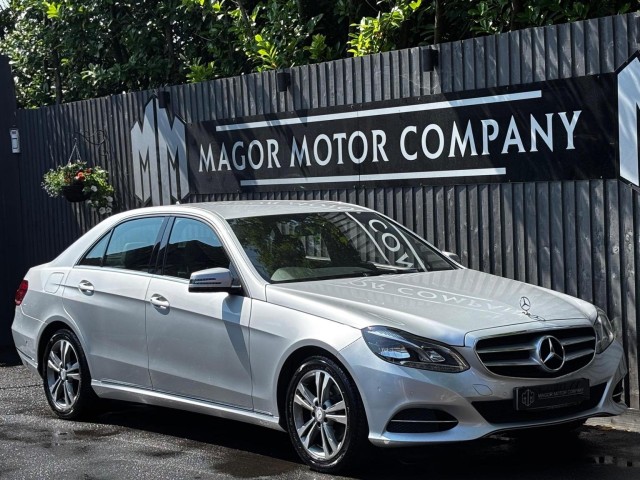 MERCEDES-BENZ E CLASS 2.1 E220 CDI SE G-Tronic+ Euro 5 (s/s) 4dr
