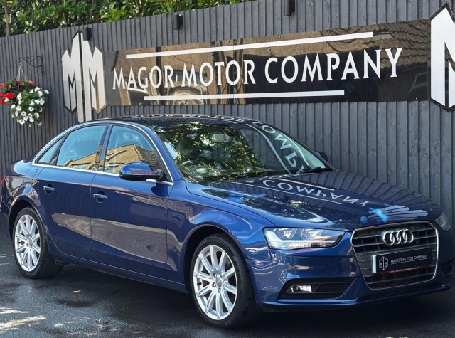 AUDI A4 2.0 TDI SE Technik Multitronic Euro 5 (s/s) 4dr