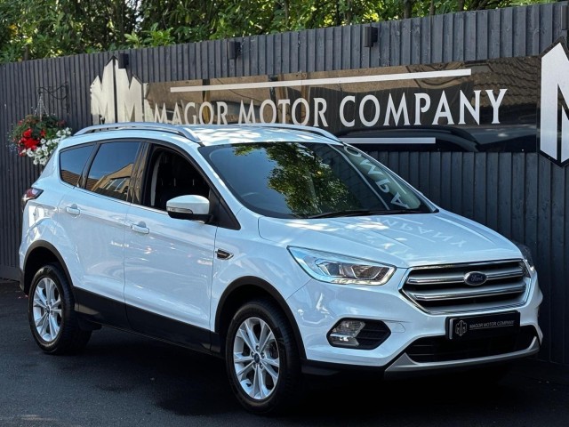FORD KUGA 1.5 TDCi Titanium Euro 6 (s/s) 5dr