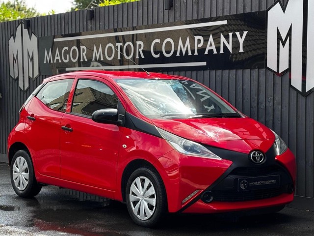 TOYOTA AYGO 1.0 VVT-i x Euro 5 5dr Euro 5