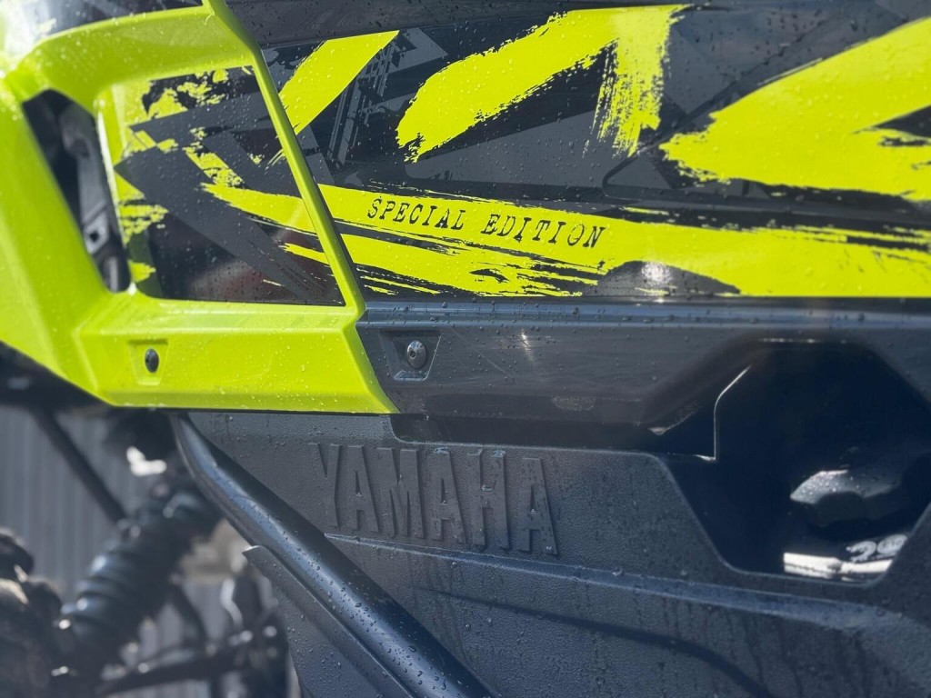 YAMAHA 
