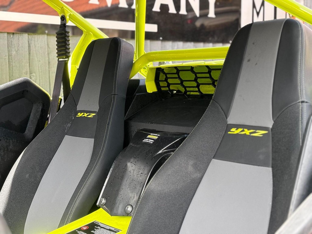 YAMAHA 