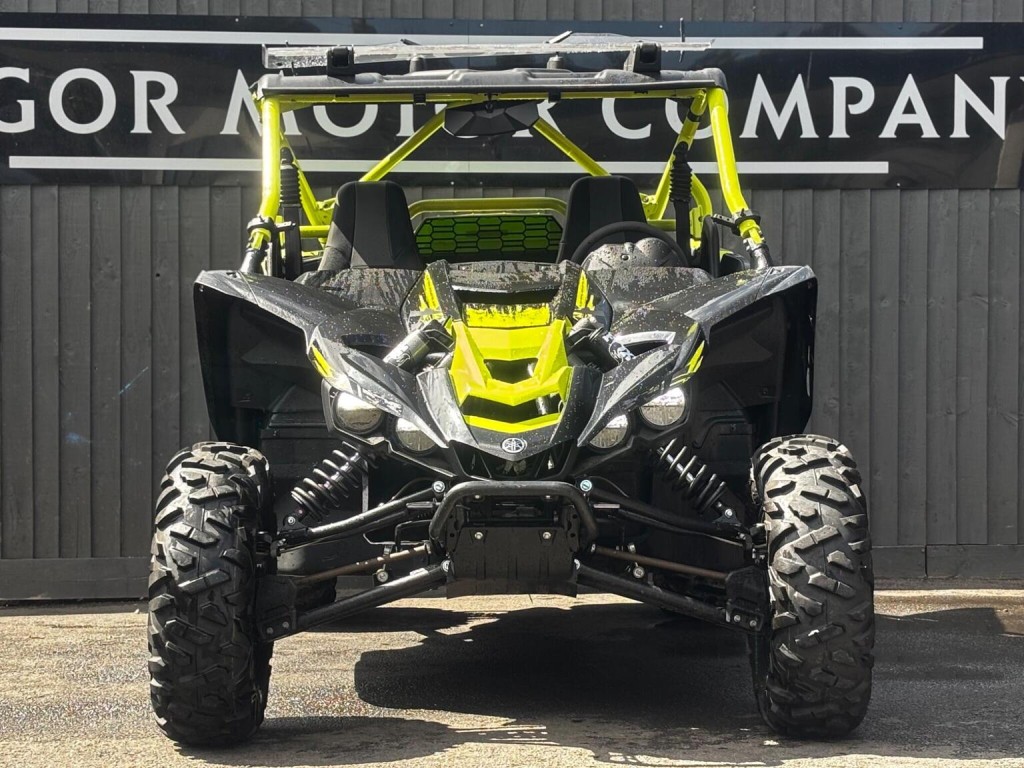 YAMAHA 