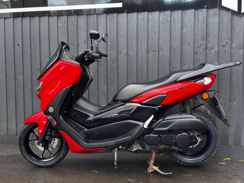 YAMAHA Nmax
