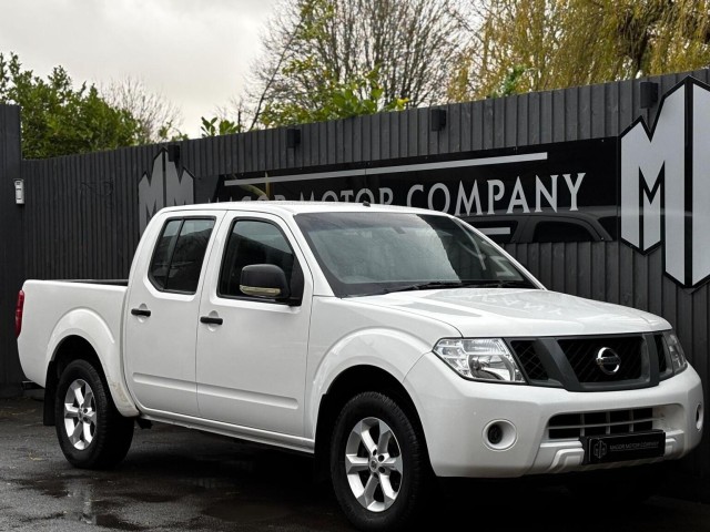 NISSAN NAVARA 2.5 dCi Visia 4WD Euro 5 4dr