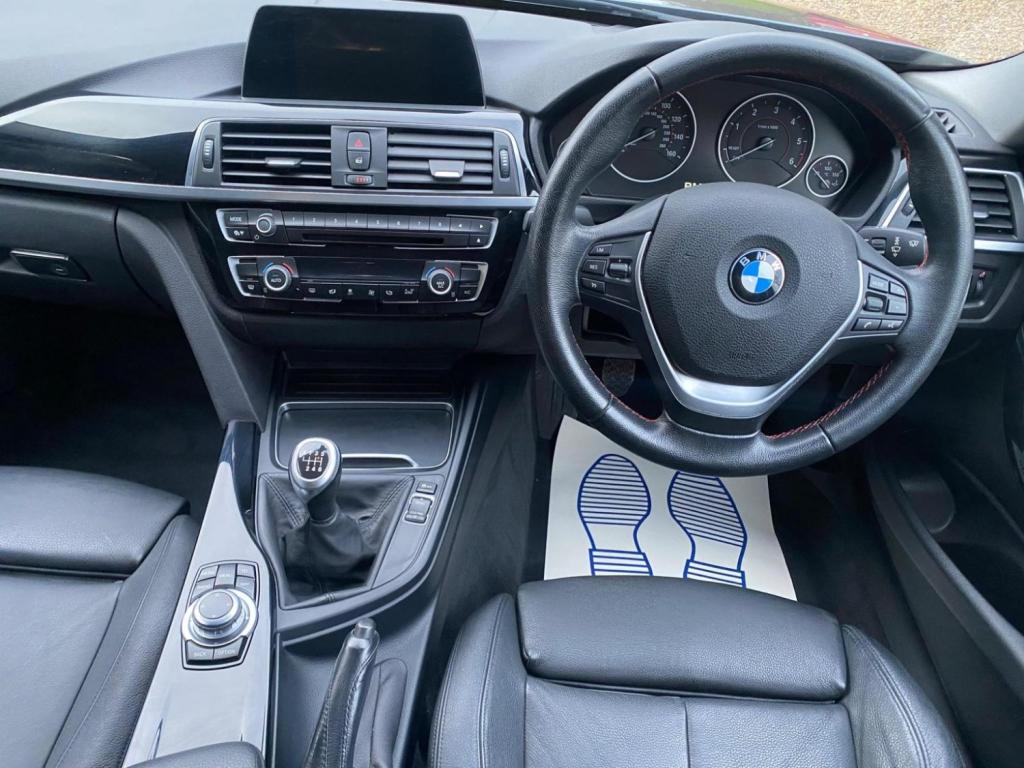 BMW 3 SERIES