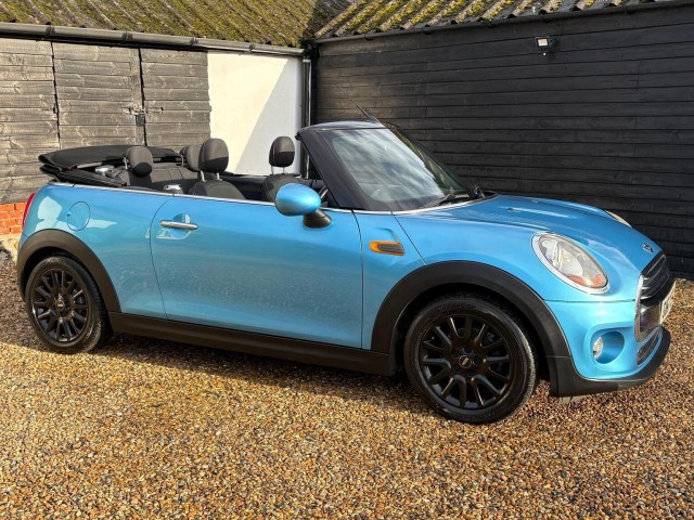 MINI CONVERTIBLE 1.5 Cooper Euro 6 (s/s) 2dr