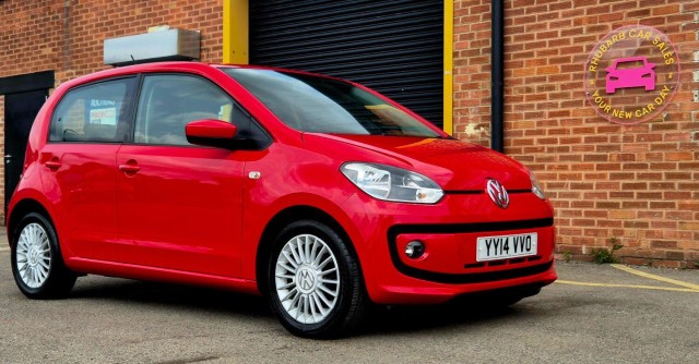 VOLKSWAGEN UP 1.0 BlueMotion Tech High up!