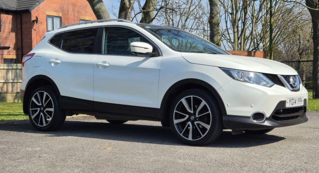 NISSAN QASHQAI 1.5 dCi Tekna