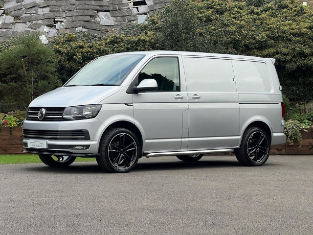 VOLKSWAGEN TRANSPORTER