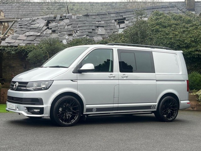VOLKSWAGEN TRANSPORTER
