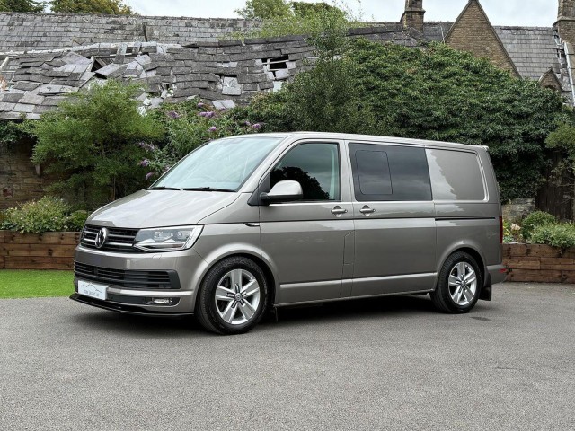 VOLKSWAGEN TRANSPORTER KOMBI