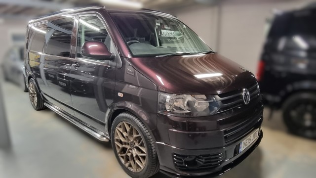 VOLKSWAGEN TRANSPORTER
