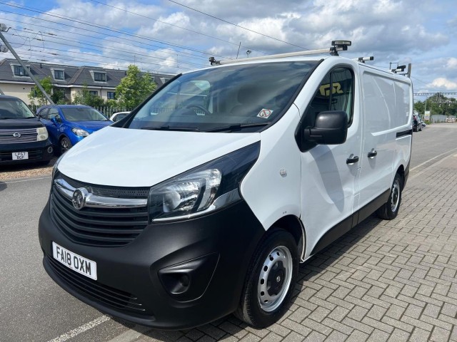 VAUXHALL VIVARO