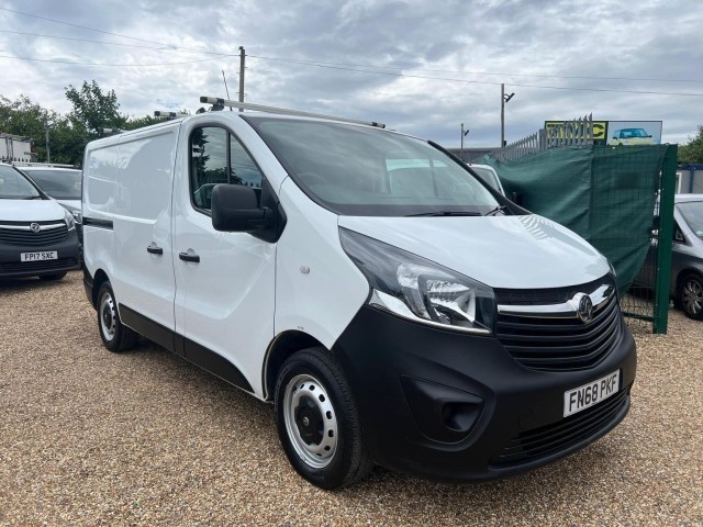 VAUXHALL VIVARO