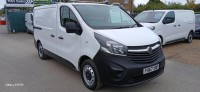 VAUXHALL VIVARO