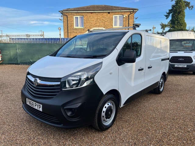 VAUXHALL VIVARO