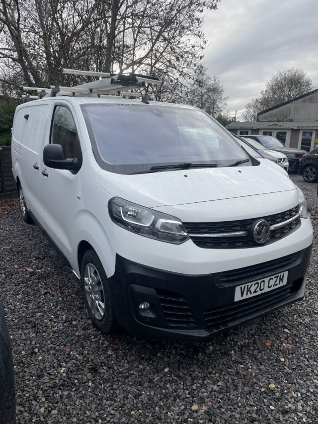VAUXHALL VIVARO