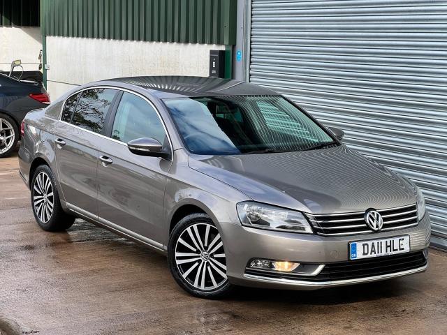 VOLKSWAGEN PASSAT 2.0 TDI BlueMotion Tech Sport