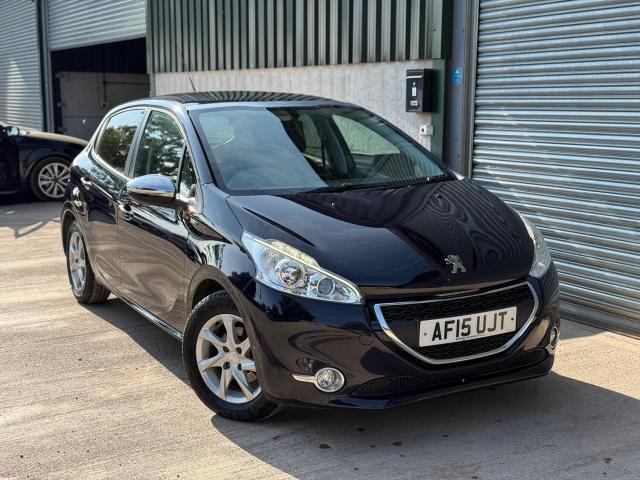 PEUGEOT 208 1.4 HDi Style