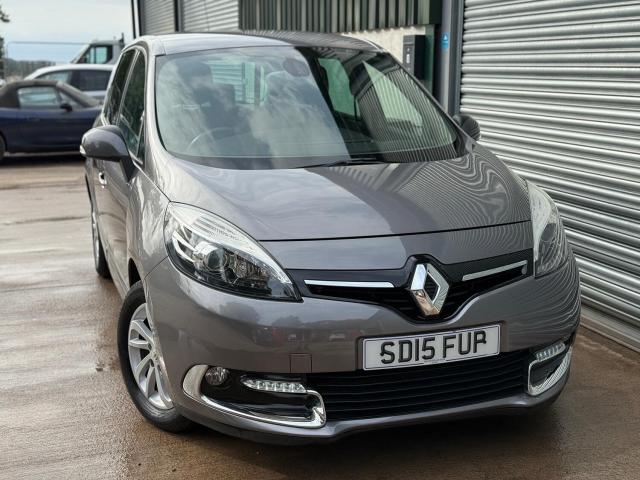 RENAULT SCENIC 1.5 Dynamique TomTom dCi 110 EDC Auto