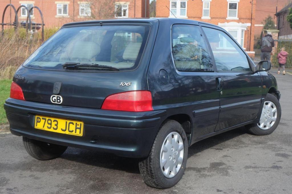 PEUGEOT 106