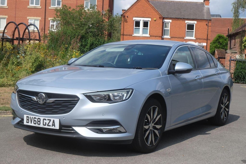 VAUXHALL INSIGNIA