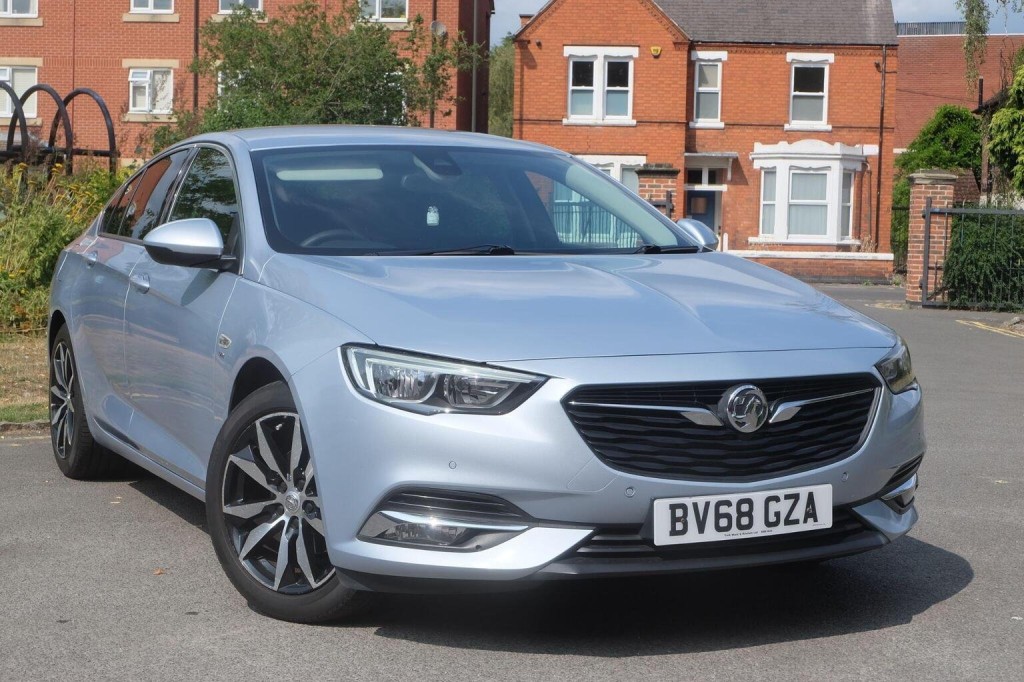 VAUXHALL INSIGNIA