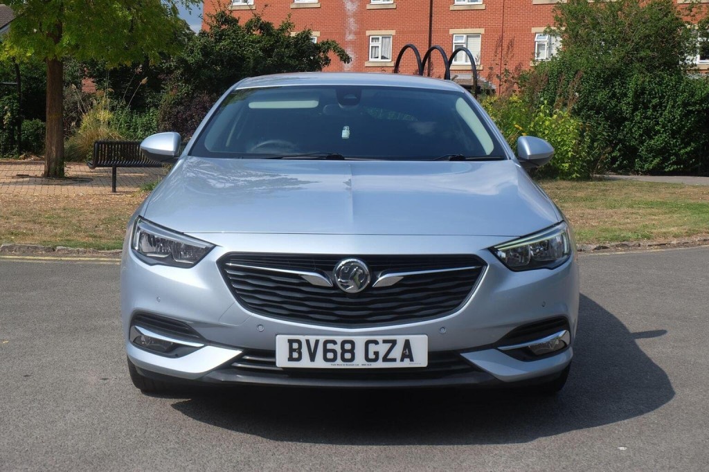 VAUXHALL INSIGNIA