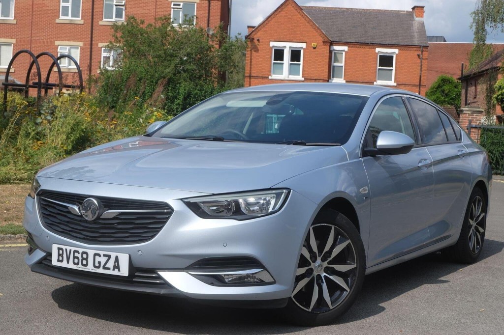 VAUXHALL INSIGNIA