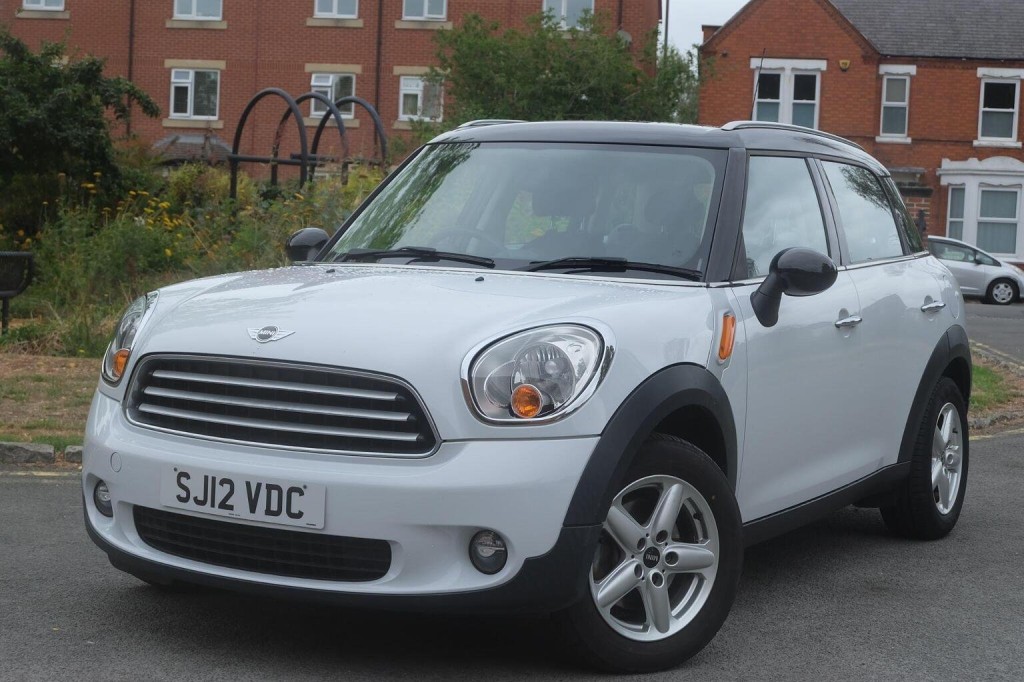 MINI COUNTRYMAN