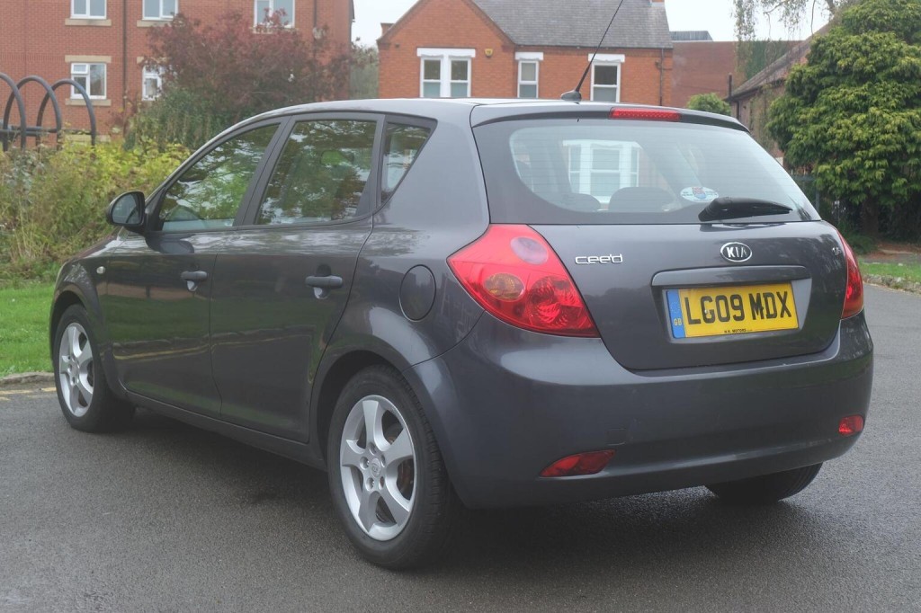 KIA CEED