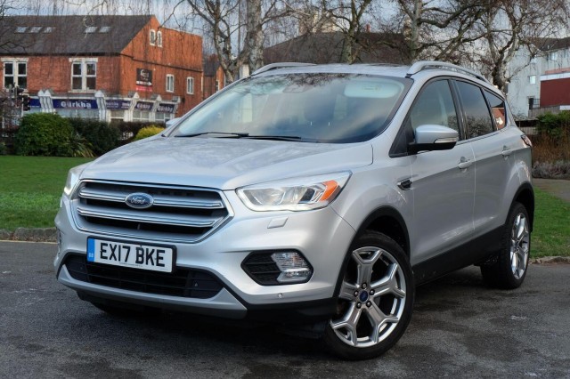 FORD KUGA