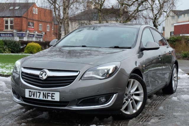 VAUXHALL INSIGNIA