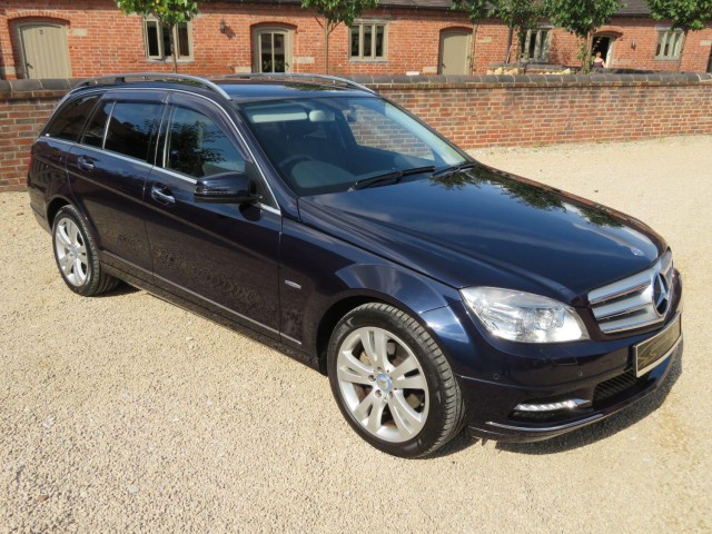 MERCEDES-BENZ C CLASS C200 CGI BLUE EFFICIENCY AVANTGUARDE (2011/11)