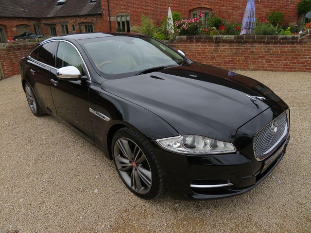 JAGUAR XJ 5L SUPERCHARGED SUPERSPORT JT6 (2013/13)