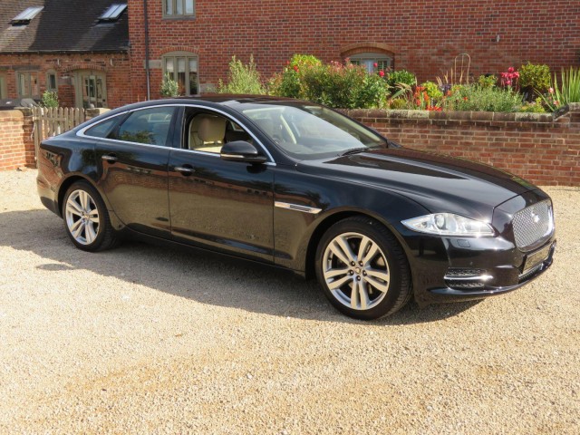 JAGUAR XJ 5L V8 LUXURY X351 (2012/12)