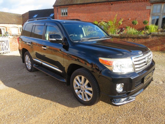 TOYOTA LAND CRUISER AMAZON AMAZON ZX 4.6 V8 (2012)
