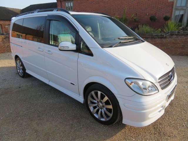 MERCEDES-BENZ V CLASS VIANO AMBIENTE V320 LWB (2005)