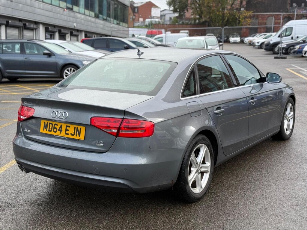 AUDI A4