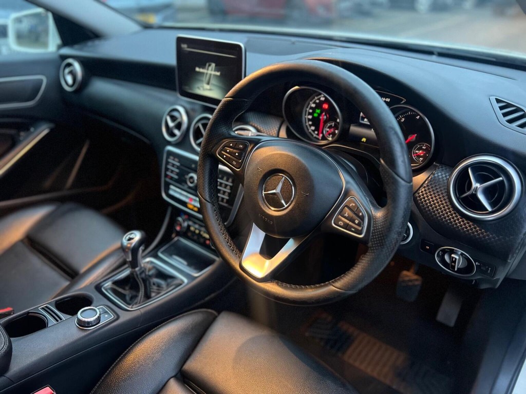 MERCEDES-BENZ A CLASS